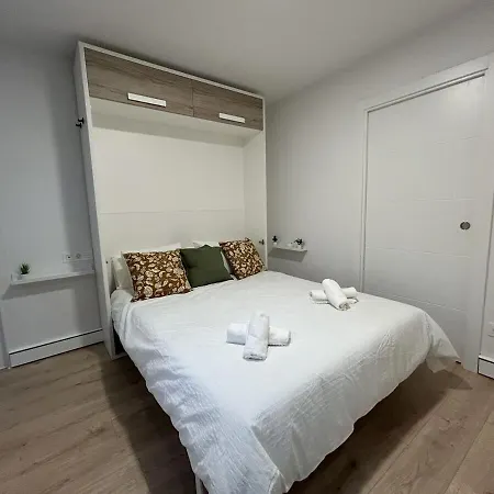 Hiri Zahar 2 *